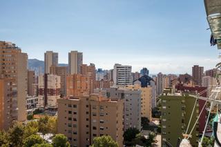 Apartament a Juzgados - Plaza de Toros. Oportunidad única en benidorm! piso de 1 dormitorio con piscina