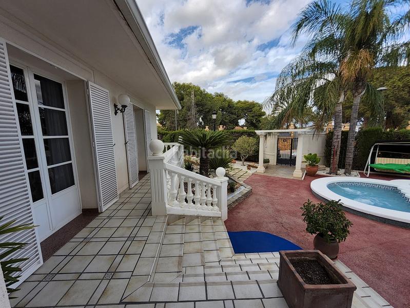 Foto 405433ee-4b1b-4dd3-bf51-e2903e272543. Chalet avec piscine dans Sol y Luz Sant Vicent del Raspeig