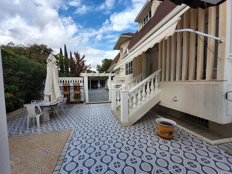 Foto 6be6028c-45c4-4aed-92e4-28cb2a43fe1d. Chalet avec piscine dans Sol y Luz Sant Vicent del Raspeig