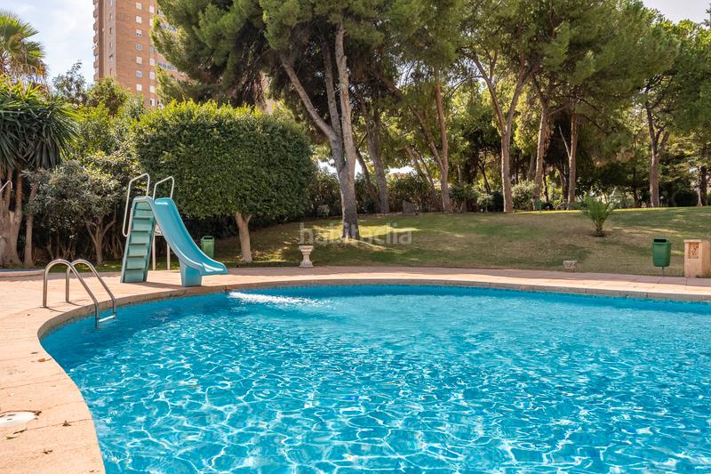 Foto fefc8495-b714-4df7-a126-40f2cd2c3ec8. Appartement mit pool in Playa Poniente Benidorm