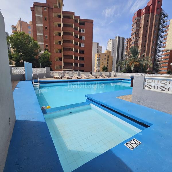 Foto 0e87488e-82da-40ba-989a-4024065e6083. Piso gran oportunidad de inversión apartamento totalmente reformado, piscina y parking en Benidorm