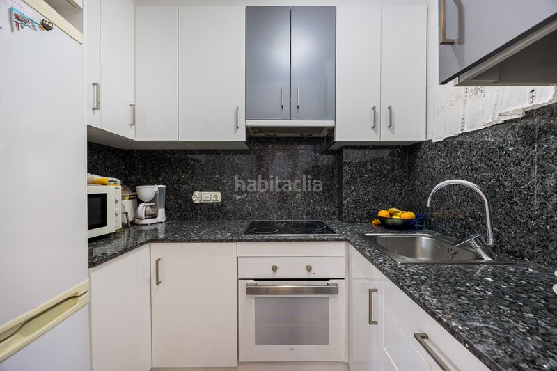 Foto dbabc0c8-2392-4fb5-8b85-7de886827ceb. Apartament amb piscina a Levante Alto Benidorm