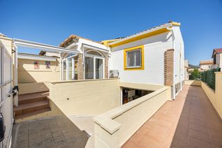 Xalet en La Alberca. Casa polop