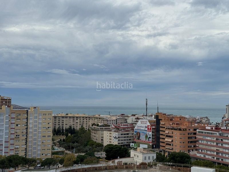 Foto 574ecfc1-af68-43d9-8ef1-73d2e5df0902. Apartament amb piscina a Juzgados - Plaza de Toros Benidorm