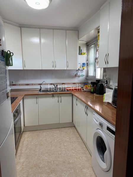 Foto f15bd22e-2573-4421-8e80-9de81e52797c. Apartament amb piscina a Juzgados - Plaza de Toros Benidorm