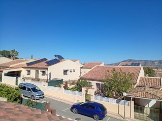 Casa aparellada a Coloma. Pareado en venta en la nucía  gran oportunidad de inversión