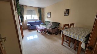 Apartament a Rincón Bajo. Apartamento de dos dormitorios con parking y piscina en la zona