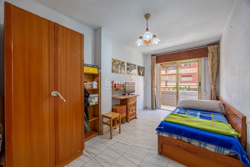 Foto ae54a842-4397-49d2-8ae3-72c3a7ba06d4. Pis a Colonia Madrid Benidorm