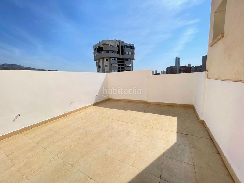 Foto 462c6fa7-2f48-480a-8506-d92d32c6fbd8. Pis amb piscina a Playa Poniente Benidorm