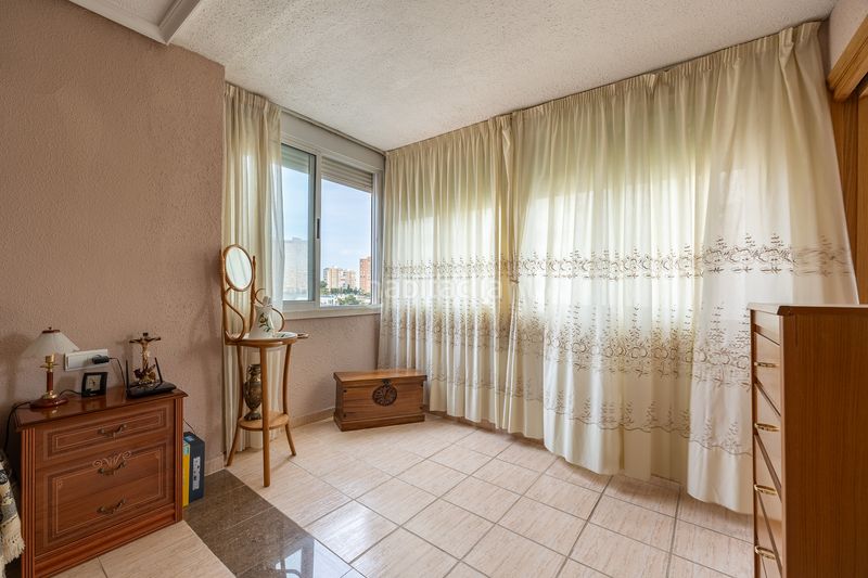 Foto d646421e-c765-41f9-ba5c-19aa95c3171f. Pis amb piscina a cala Finestrat Finestrat