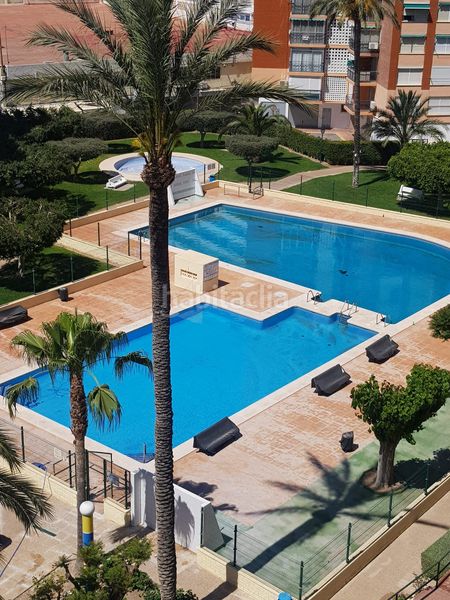 Foto 9eb9b187-87be-4a6f-88f1-19d224d77aa5. Àtic amb piscina a Playa Poniente Benidorm