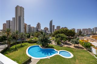 Flat in Cala Finestrat. Apartamento amplio en cala de benidorm
