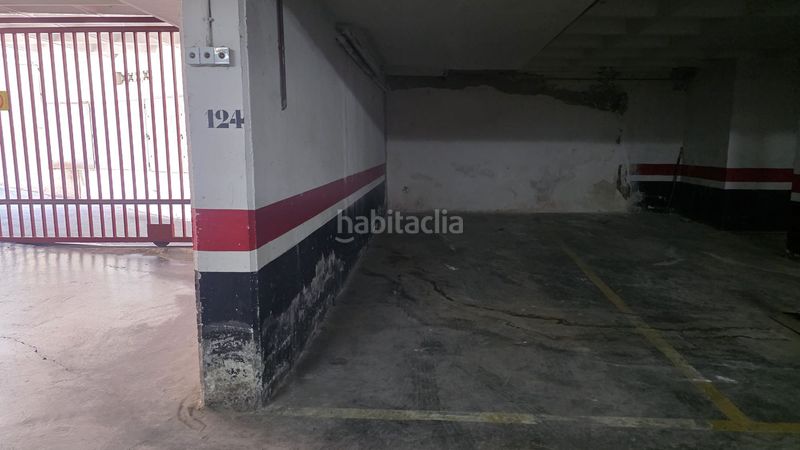 Foto 505f5447-fdd7-4ebf-a5d1-844b42532e1e. Aparcament cotxe a Playa Levante Benidorm