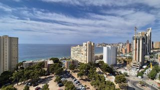 Apartment in Playa Poniente. Piso 2 dorm, vistas al mar, parking y piscina, con acceso direct