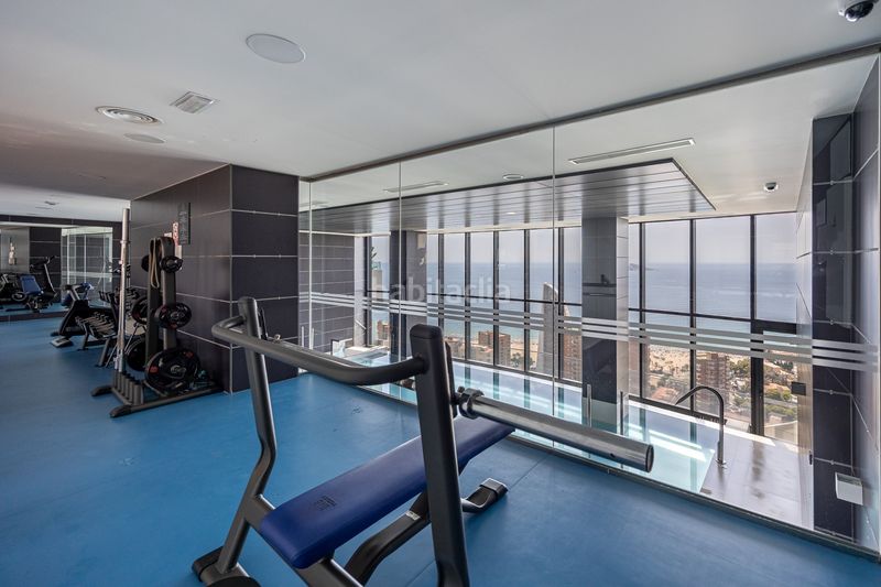 Foto 8ad99390-3265-42e2-a437-ddd8fa244b98. Appartement mit pool in Playa Poniente Benidorm