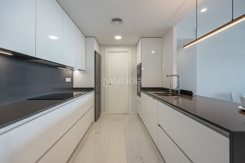 Foto c3f8136c-52a1-45a8-94ca-acd1bc206a0c. Appartement mit pool in Playa Poniente Benidorm