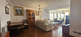 Etagenwohnung en Foietes. Piso de 3 dormitorios, en urbanizaci�n con garaje techado y pisc