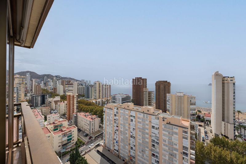 Foto 17d48f27-8d6a-4427-9488-0b8d557ec571. Àtic amb piscina a Playa Levante Benidorm