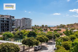 Apartament a Poble Nou-Montiboli. Fantástico apartamento en villajoyosa con garaje y espectacular