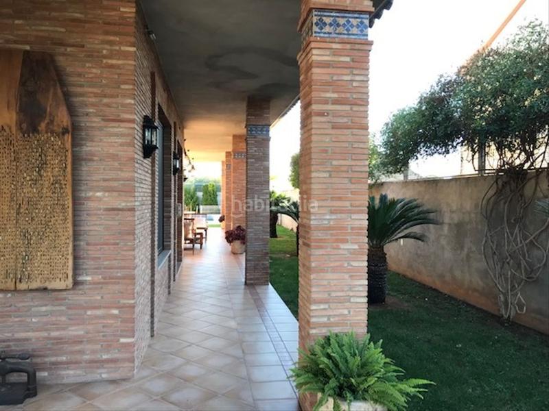 Foto b7b2a7cd-caad-4627-b9d7-268e9573cf34. Chalet con riscaldamento parcheggio piscina in Madrigal Villarreal / Vila - real