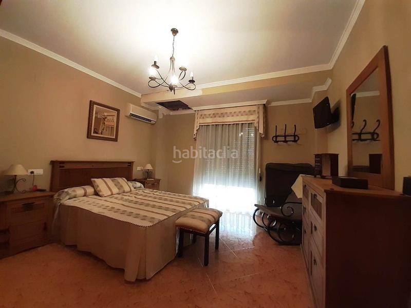 Foto 3b97b573-f621-4b86-8c3e-e80c8bb8d9d8. House with heating pool in Madrigal Villarreal / Vila - real