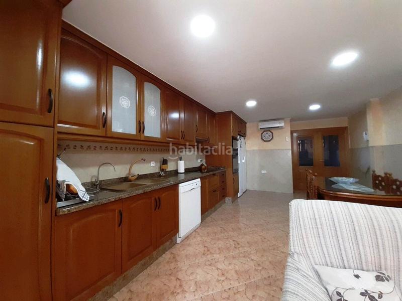 Foto 4ee0b234-a652-49f9-9bba-b08fbcb17097. House with heating pool in Madrigal Villarreal / Vila - real