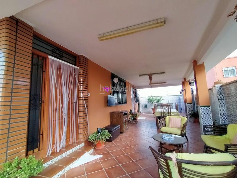 Foto b4b3025c-d051-4f19-9c32-0a893e1d5497. Xalet amb aparcament a Madrigal Villarreal / Vila - real