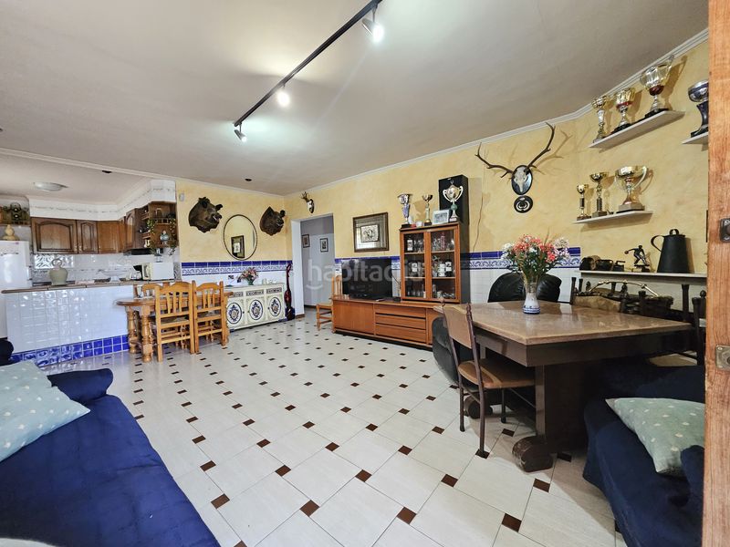 Foto 8c99ff7c-3d2b-402e-9313-3eaa387cc428. Xalet amb xemeneia aparcament piscina a Alcora (l´)