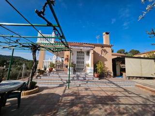 Chalet à Alcora (l´). Chalet con parcela de una sola planta