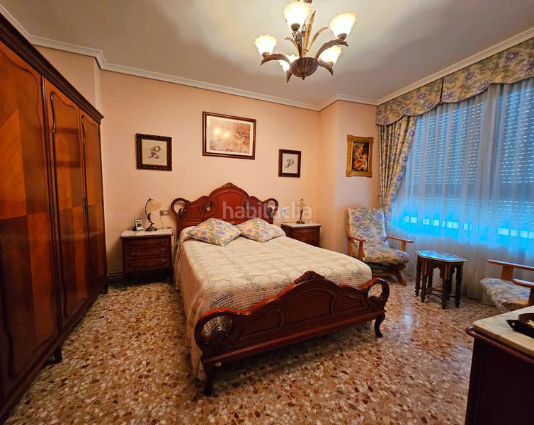 Foto b5169647-e6ae-4d1c-8921-8ae7ec2e56c6. Haus mit kamin heizung parking in Centro Villarreal / Vila - real