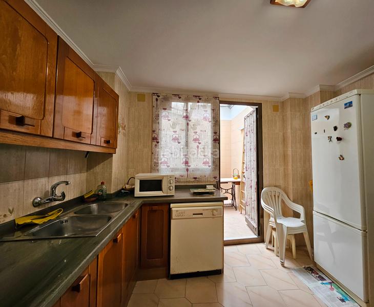 Foto e9d51f7a-ef3b-4378-b498-c811c90c96a6. Haus mit kamin heizung parking in Centro Villarreal / Vila - real