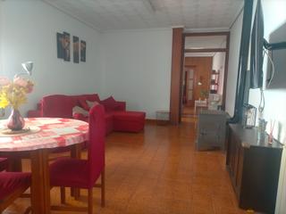 Maison à Avenida Alemania-Italia. Casa esquinera y con cochera