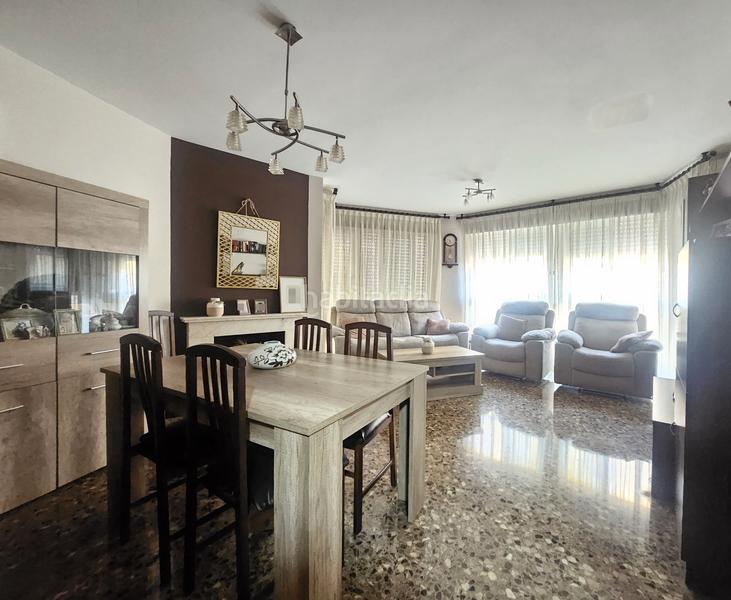 Foto 27bd3a05-fff5-46e2-a495-70841f219b68. Appartamento con camino riscaldamento in Centro Villarreal / Vila - real