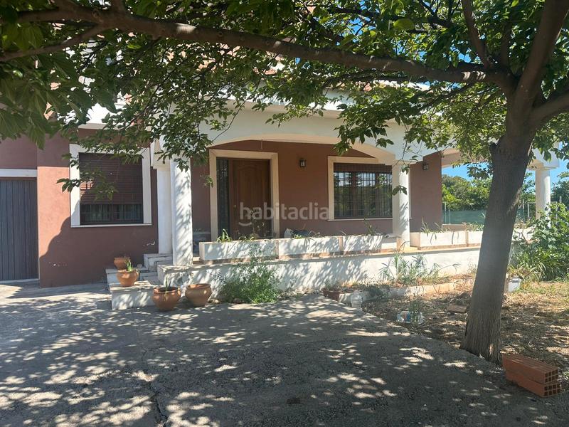 Foto 219c2b36-0f78-4858-90b9-39efb9e37d43. Xalet amb xemeneia aparcament a Piscinas Villarreal / Vila - real