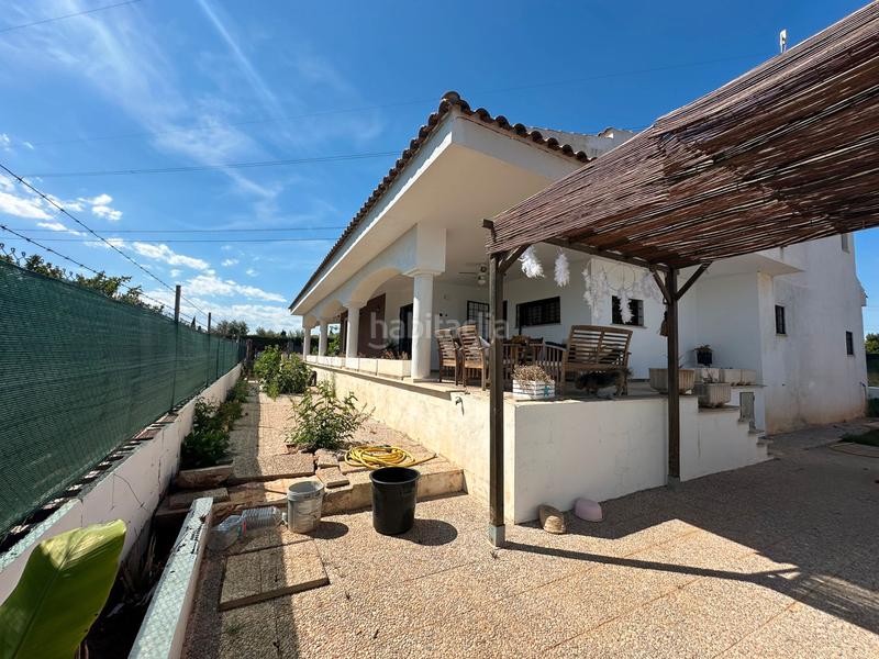 Foto bc218685-d3fa-4c11-8825-97bbd3a7031f. Xalet amb xemeneia aparcament a Piscinas Villarreal / Vila - real