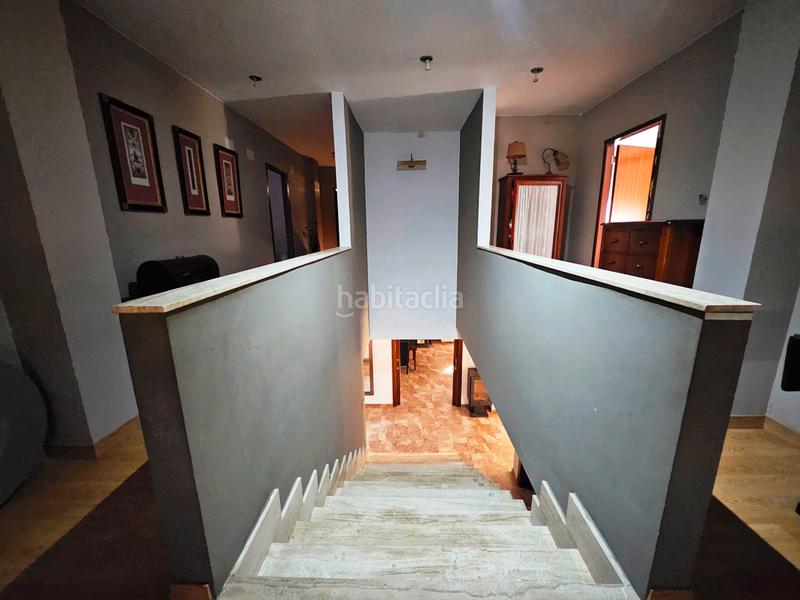 Foto ec0f69c5-8ea0-47f1-87dc-d3ecee8d6f52. Xalet amb xemeneia aparcament a Piscinas Villarreal / Vila - real