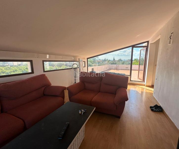 Foto f5b5c958-57b0-488e-910a-9bee1595de59. Xalet amb xemeneia aparcament a Piscinas Villarreal / Vila - real