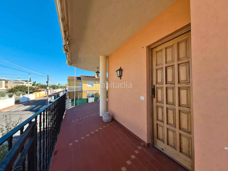 Foto cc91d560-70b4-4be9-943b-5e55c671274e. Chalet mit kamin parking in Playa Burriana