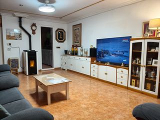 Casa en Avenida Alemania-Italia. Casa muy acogedora