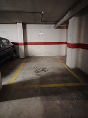 Lloguer Aparcament cotxe a Carrer nàpols 29. Plaza de garaje en el pilar