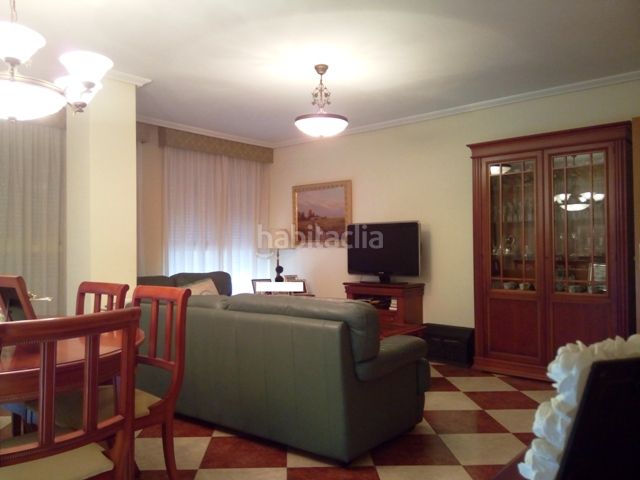 Foto 01adf091-f60e-46ac-85d5-d3555c7148b7. Casa amb xemeneia a Centro Villarreal / Vila - real