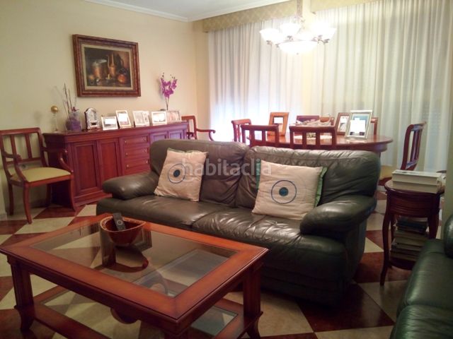 Foto b568d753-062c-439f-9033-2b91d8265fc2. Casa amb xemeneia a Centro Villarreal / Vila - real