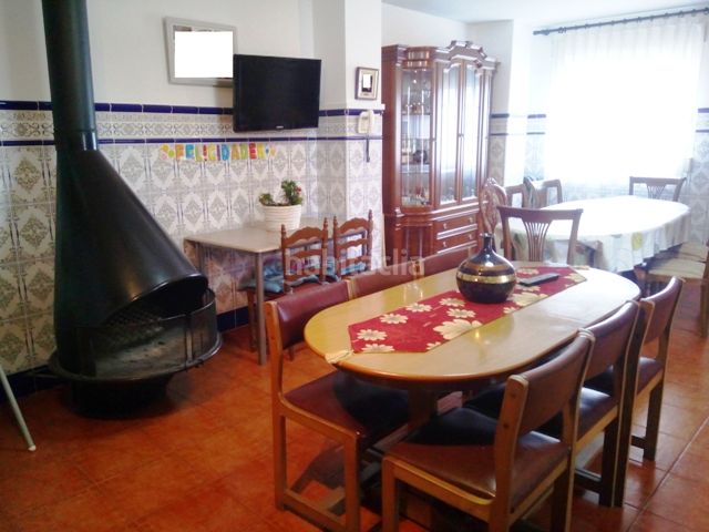 Foto c75cdd9c-c406-4ecf-a1e1-d320bb970ead. Casa amb xemeneia a Centro Villarreal / Vila - real