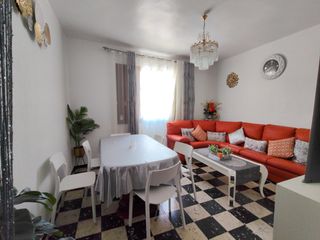 Flat in Avenida Alemania-Italia. Piso acogedor en buen estado de origen