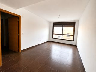 Piso en Centro. Piso acogedor de obra nueva