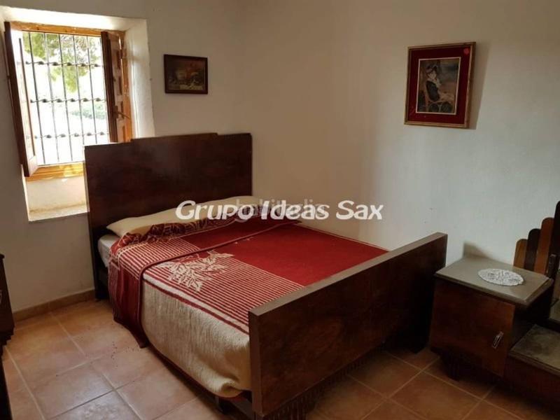 Foto 37ce5e80-475b-41b7-b78b-d537ca58a945. Finca rústica a Yecla