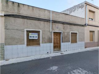 Casa adossada  Elda. Casa adosada en venta en sax