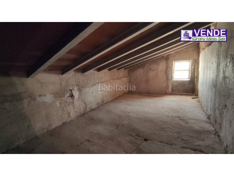 Foto 6377ab05-4344-4240-bc99-f59d5fc9a739. Masia amb aparcament a Sax