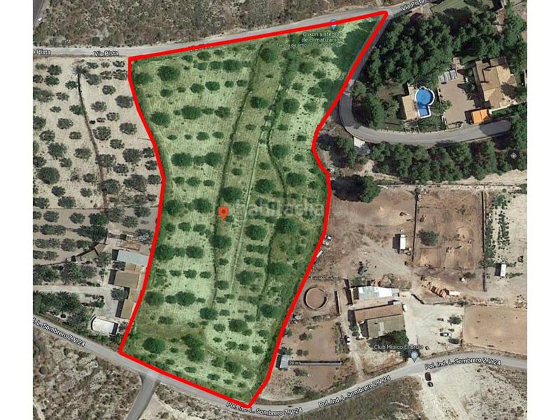 Foto 69cd6866-4361-4680-a368-b5c46cb8b180. Wohngrundstück in Sax