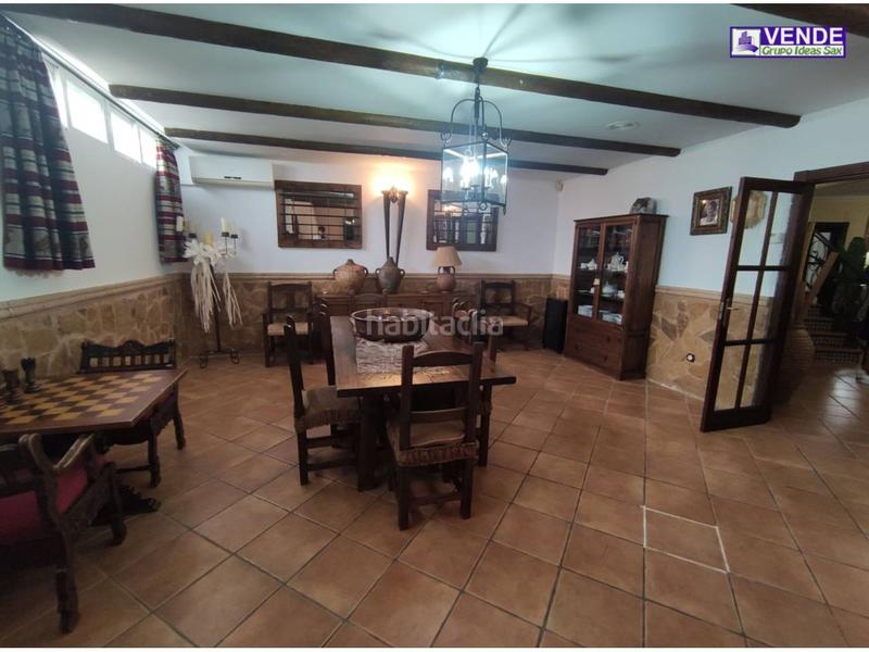 Foto 0649c11f-ac86-4706-be34-8c1401cd1fab. Casale con parcheggio in Sax